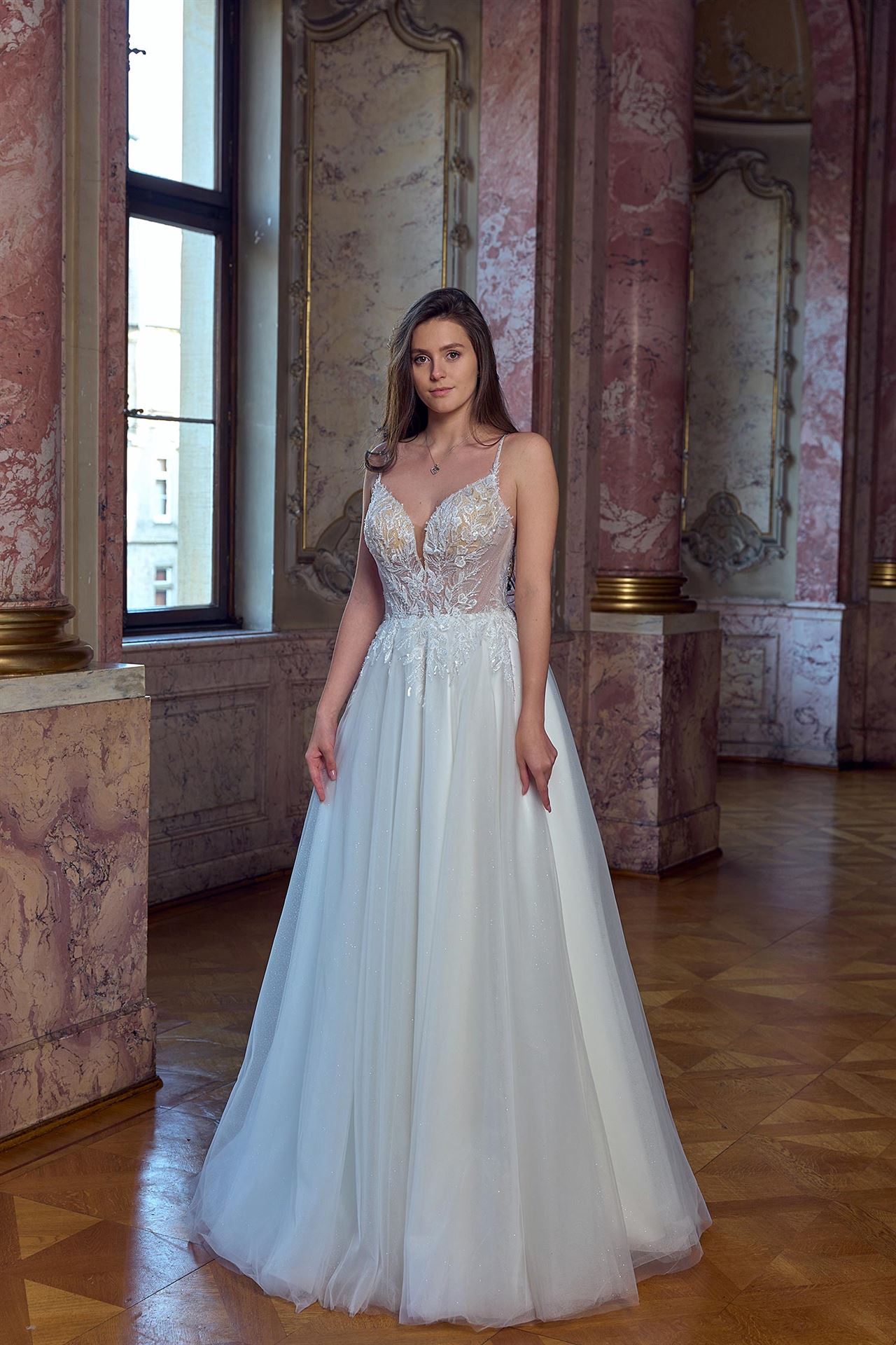  Brautkleider-Trends 2024: Die schönsten Modelle 